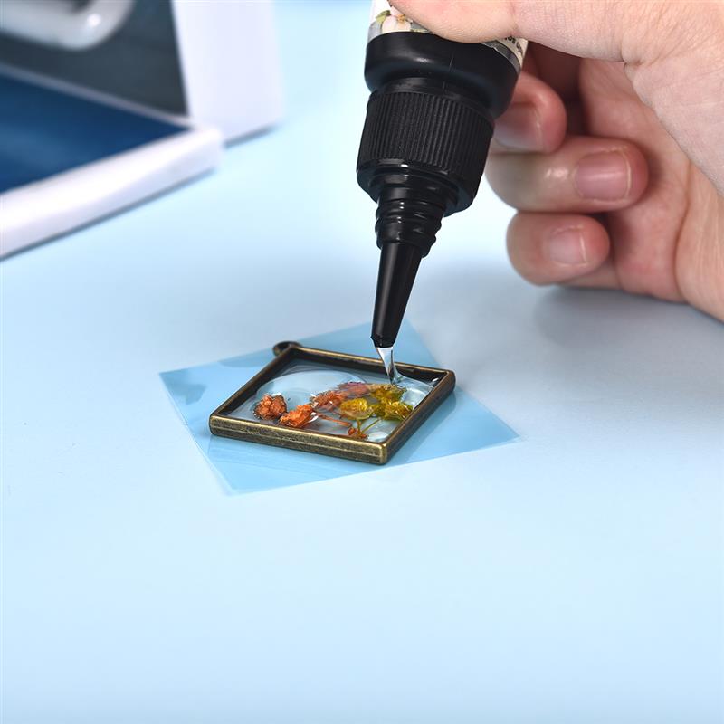 Quick Drying UV Resin Adhesive - Liquid Uv Glue Kit recensione e prezzo